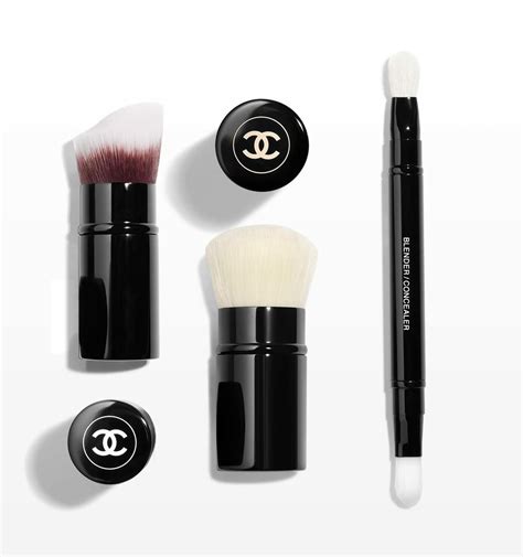 chanel cheek brush|chanel professional makeup brush set.